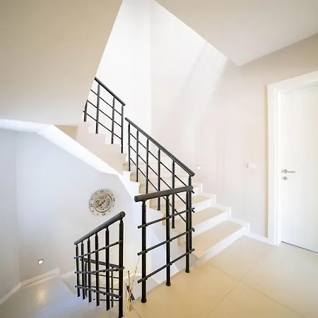 Villa Paris *
